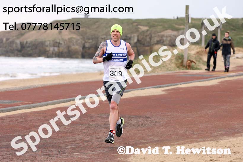 Sand Dancer 10k, South Shields. Photo:  David T. Hewitson/Sports for All Pics